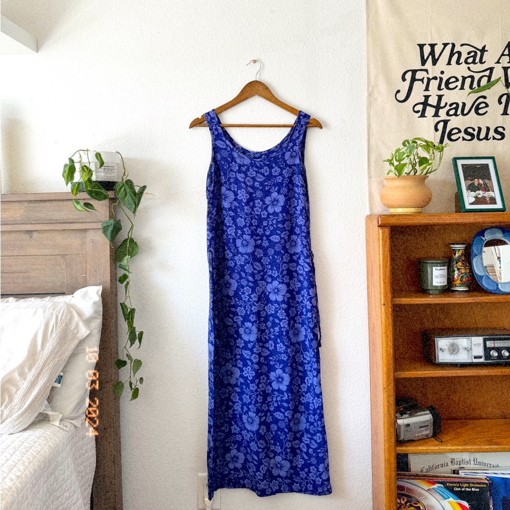 Maxi royal blue dress 🌺